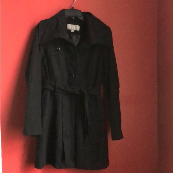 Black coat - Picture 2 of 7